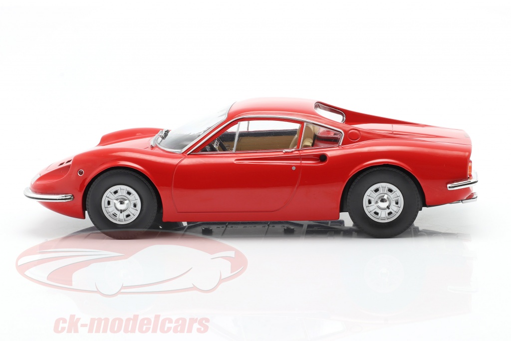 Modelcar Group 118 Ferrari Dino 246 GT year 1969 red MCG18166 model