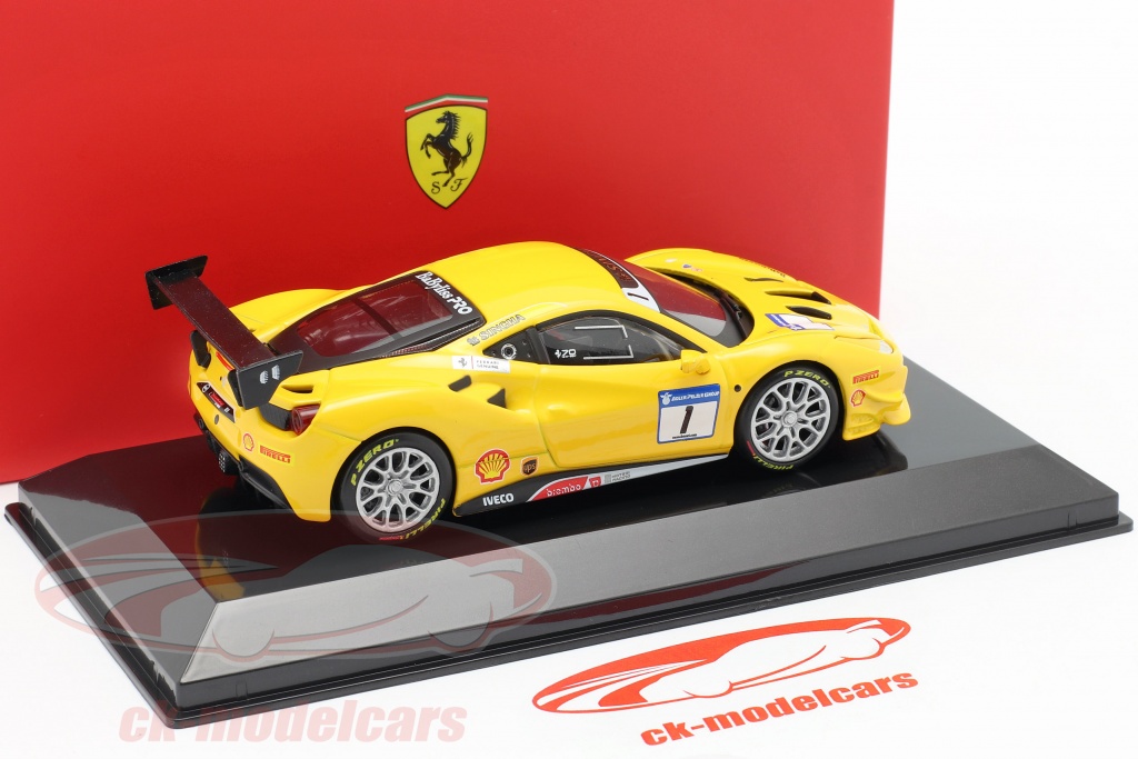 Bburago 1:43 Ferrari 488 Challenge #1 yellow 18-36306 model car 18-36306  8719247604057 4893993363063