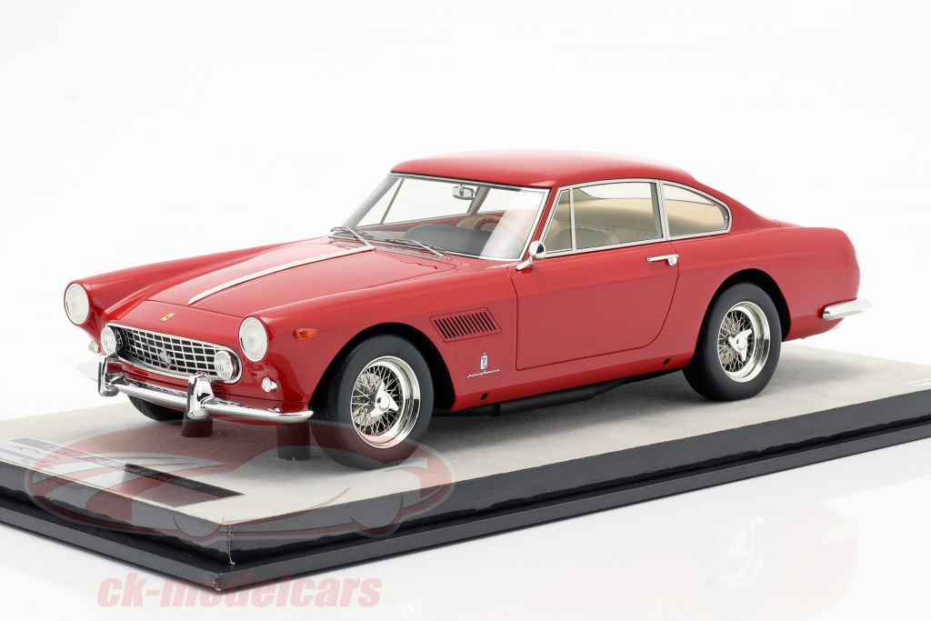 Ferrari 250 GTE 2+2 Año de construcción 1962 corsa rojo 1:18 Tecnomodel