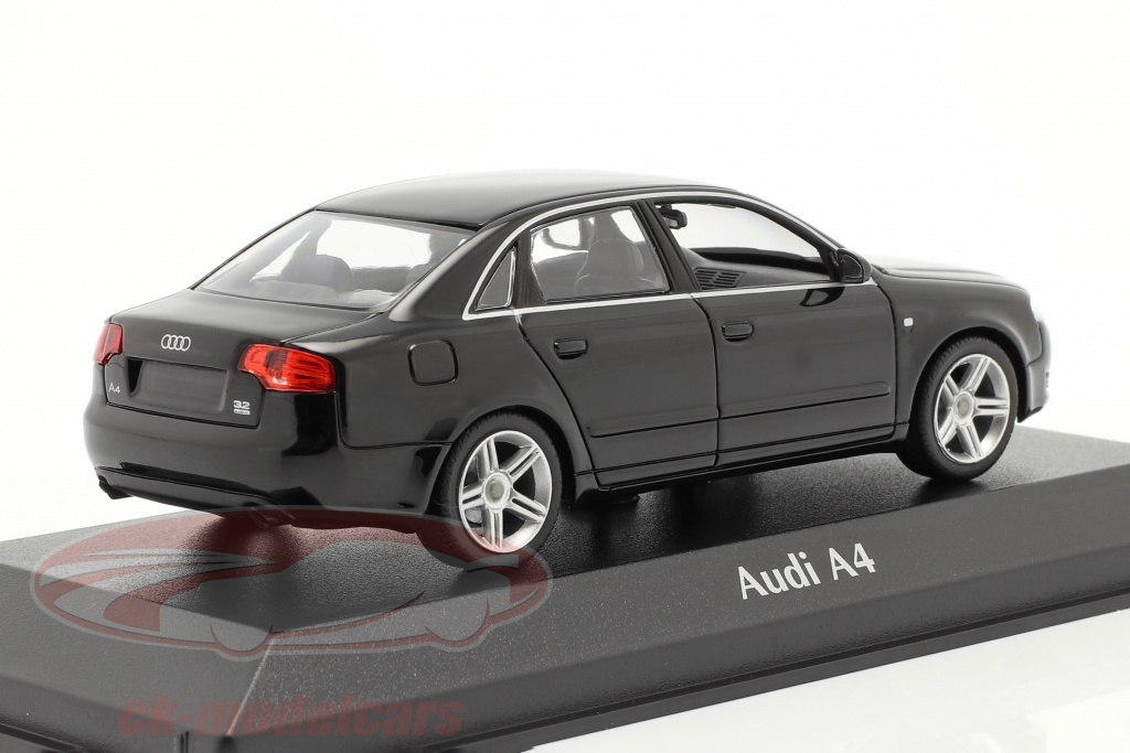 Minichamps 1:43 Audi A4 year 2004 black 940014400 model car