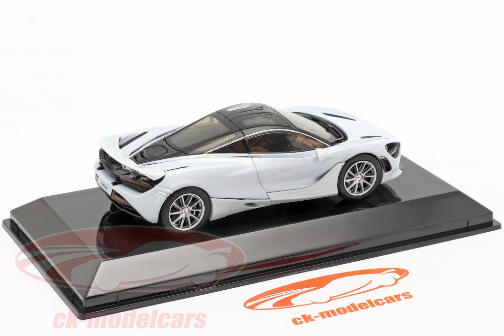 Altaya 1/43 Scale Model Car AL27320A - 2017 McLaren 720S - White 7426996995091