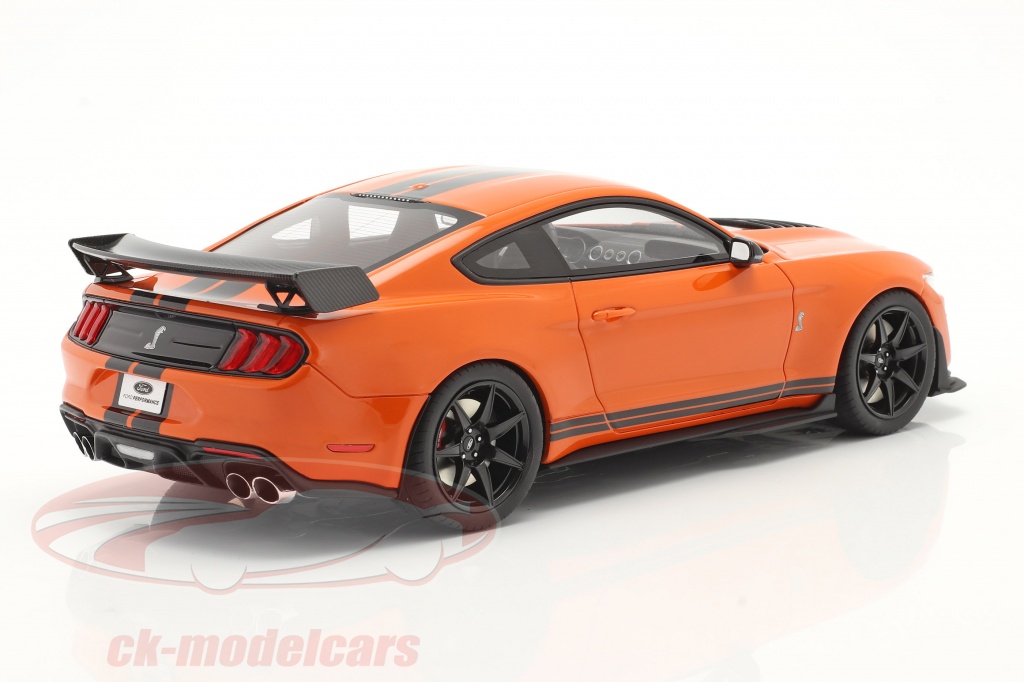 GT-SPIRIT 1:18 Ford Mustang Shelby GT500 year 2020 twister ...