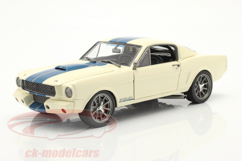 Ford Mustang Shelby GT 350R Street Fighter 1965 White / blue 1:18 GMP
