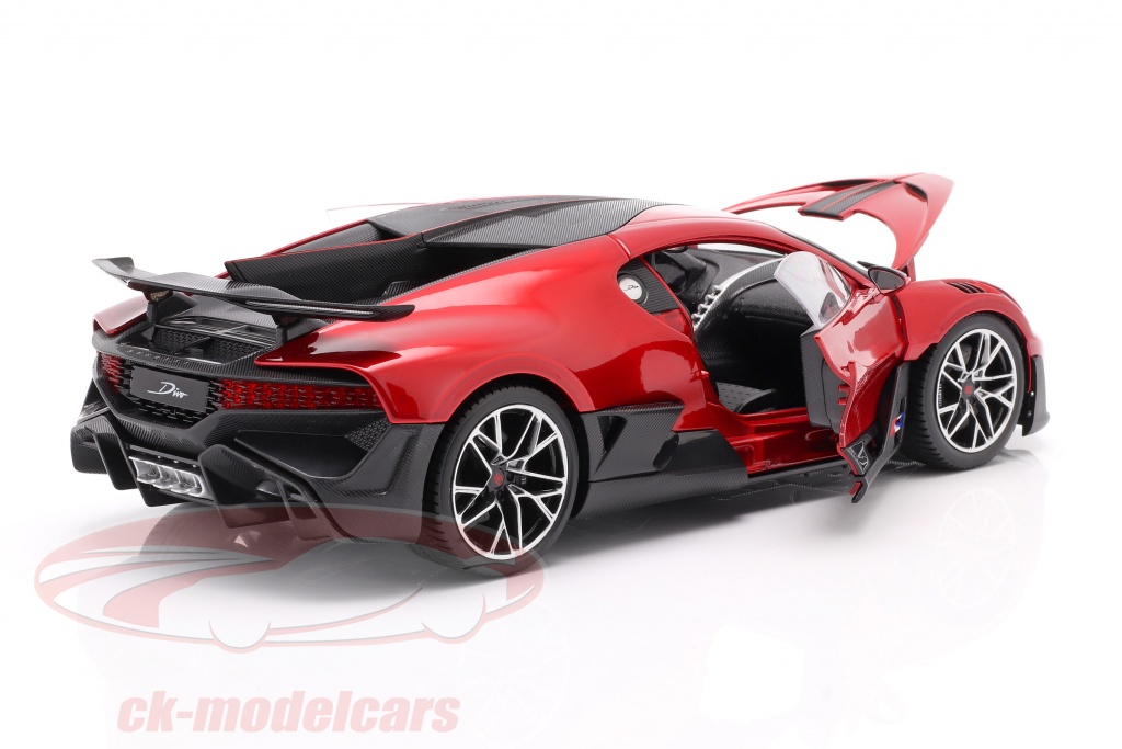 Bburago 1:18 Bugatti Divo year 2018 red / black 18-11045R ...