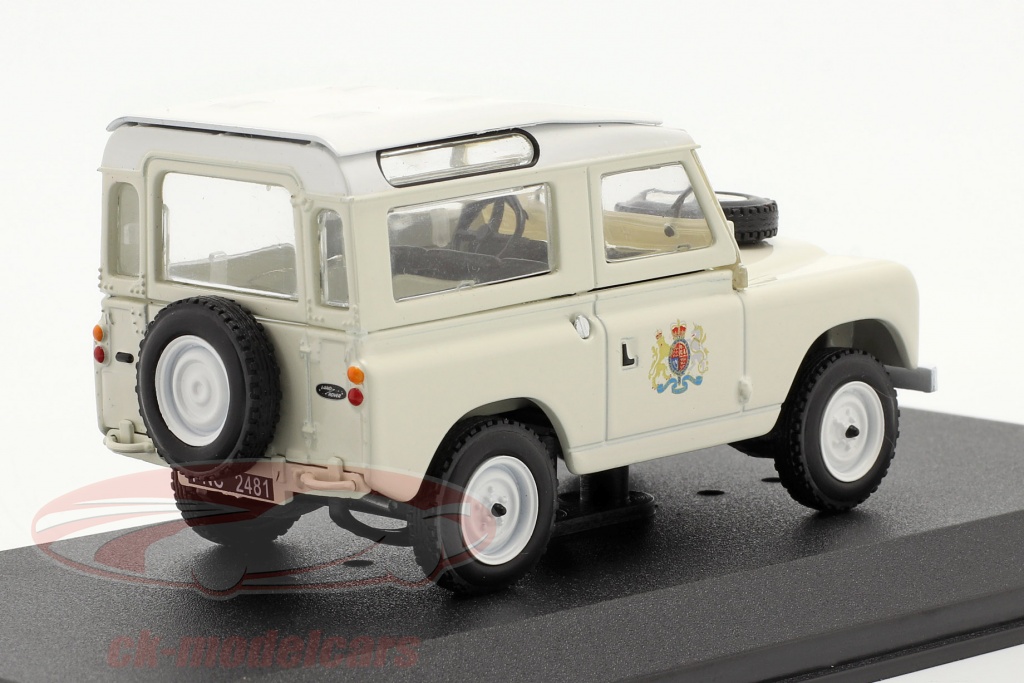 GREENLIGHT COLLECTIBLES - Land Rover 88 Series - Ace Ventura When Nature Calls 1995-1/43