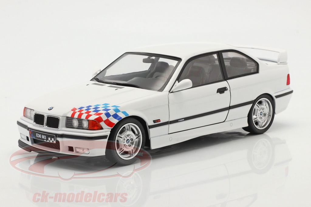 BMW M3 (E36) Coupe Lightweight year 1990 white 1:18 Solido
