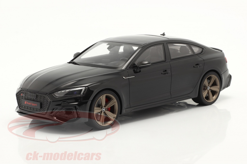 Audi RS5 (B9) Sportback bouwjaar 2020 zwart 1:18 GT-SPIRIT