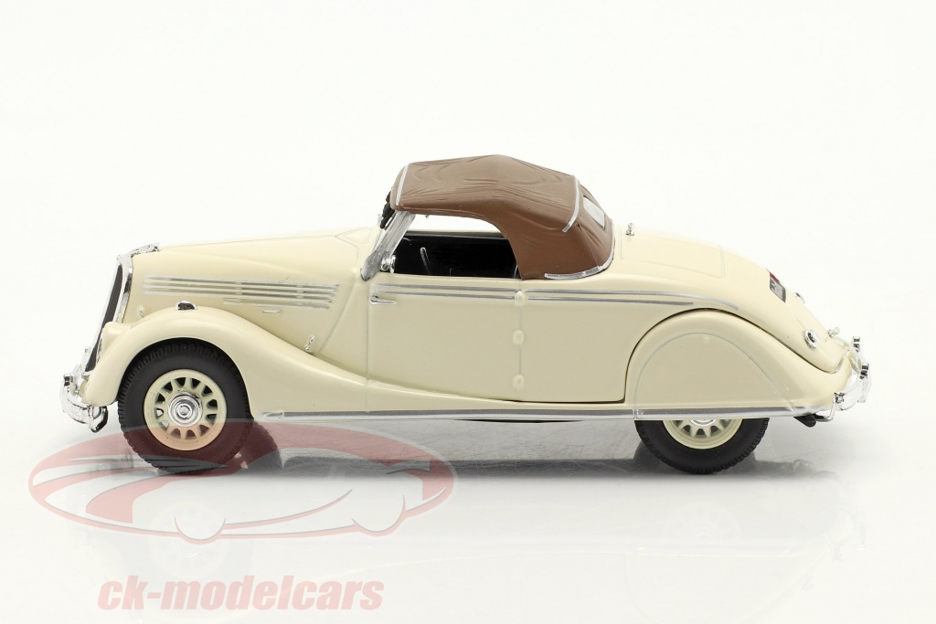 Renault Viva Grand Sport 建设年份 1935-1939 奶油 白色的 / 棕色的 1:43 Norev