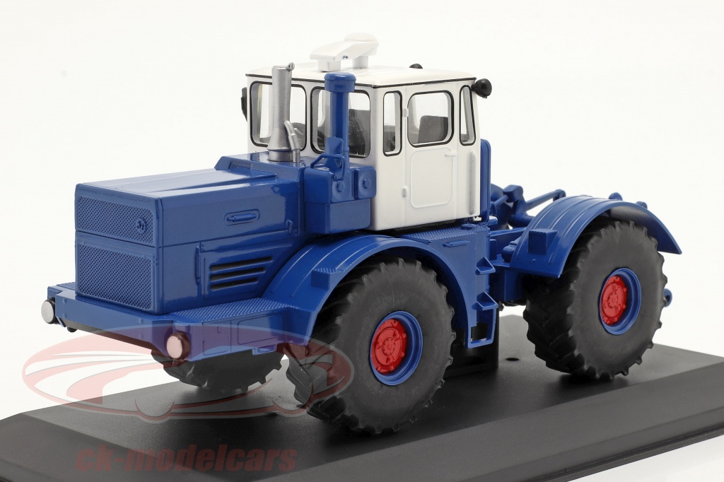 Kirovets K-701 traktor Byggeår 1975-2002 blå / hvid 1:43 Hachette