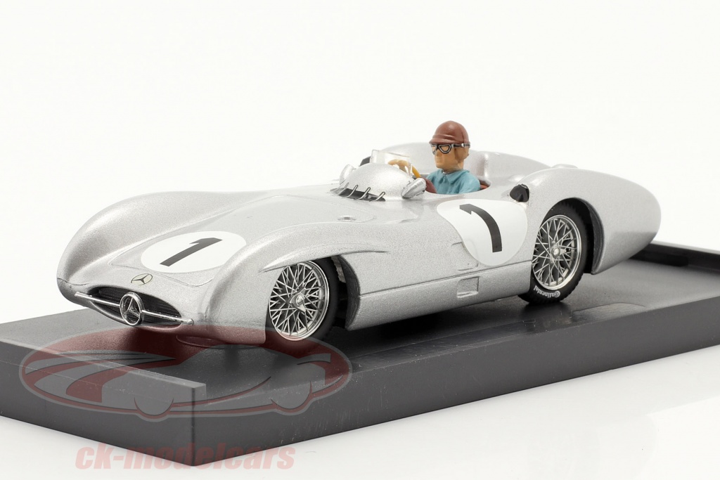 J. M. Fangio Mercedes-Benz W196 #1 4. Britisk GP F1 Verdensmester 1954 1:43 Brumm