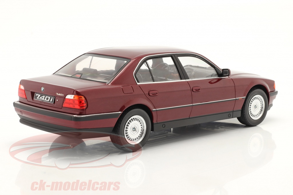 KK-Scale 1:18 BMW 740i (E38) 1. Serie 1994 dunkelrot metallic ...