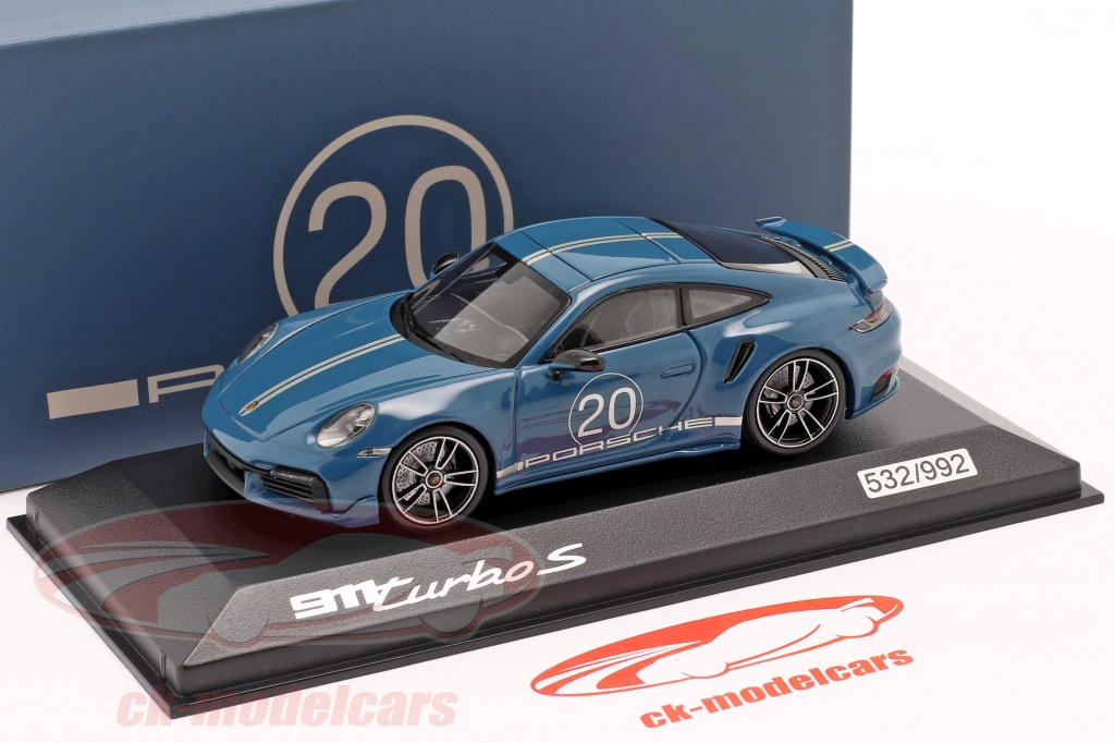 Porsche 911 (991) GT3 White 1:43 WAP0200000D MINICHAMPS diecast model car / scale model For Sale Porsche 911 (991) GT3 White 1:43 WAP0200000D MINICHAMPS diecast model car / scale model For Sale