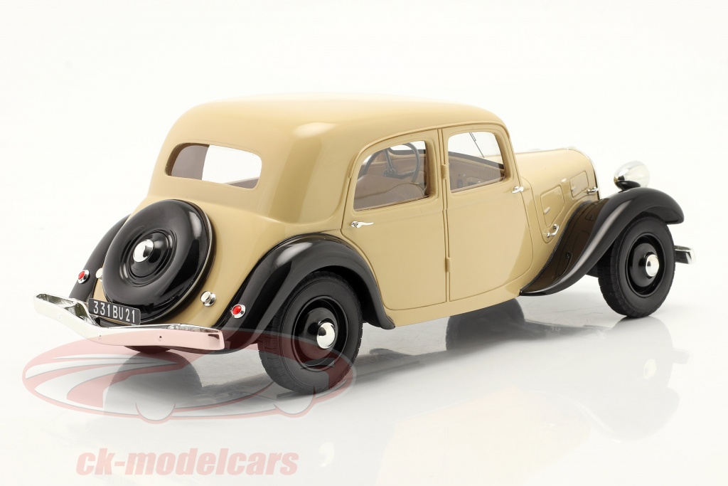 CULT-SCALE MODÈLES CML108-2 CITROËN - TRACTION AVANT 7CV 1934 - NOIR