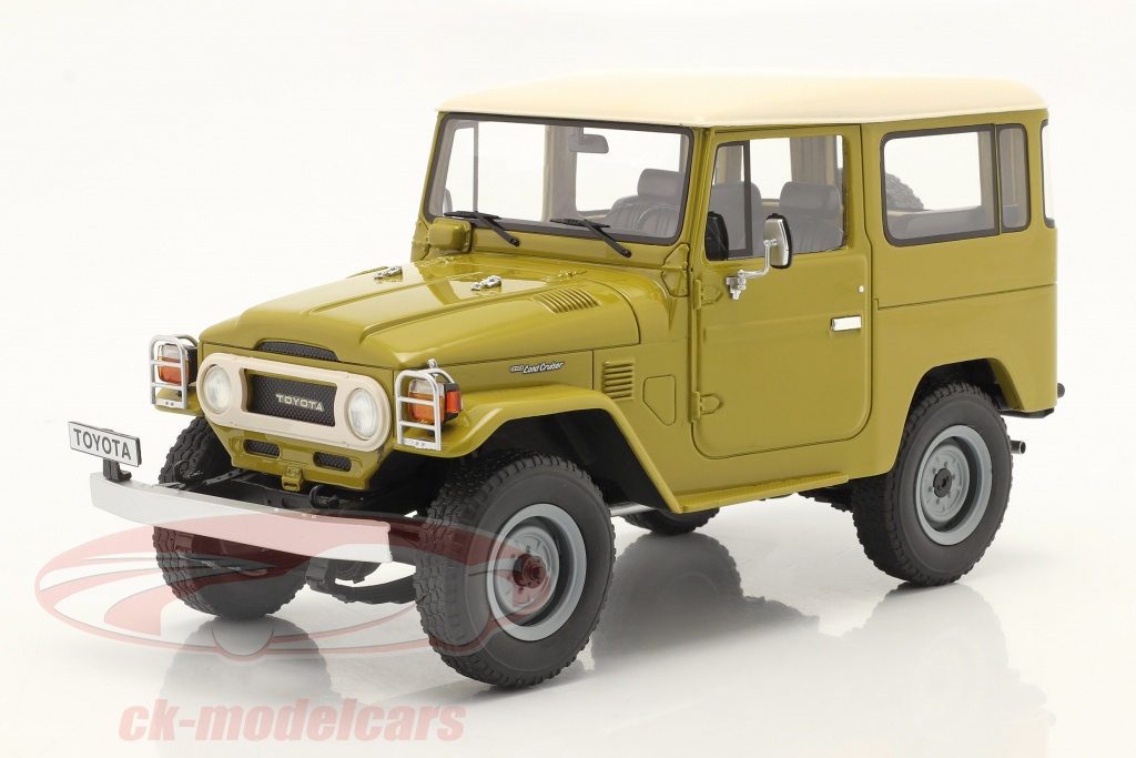 cult-scale-models-1-18-toyota-land-cruiser-fj40-ano-de-construccion-1977-mostaza-amarilla-cml016-2/