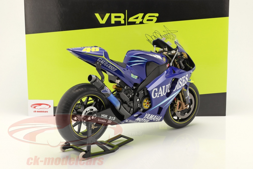 Miniature Altaya Moto Valentino Rossi MotoGP Yamaha YZR-M1 2015 Echelle 1/18e 