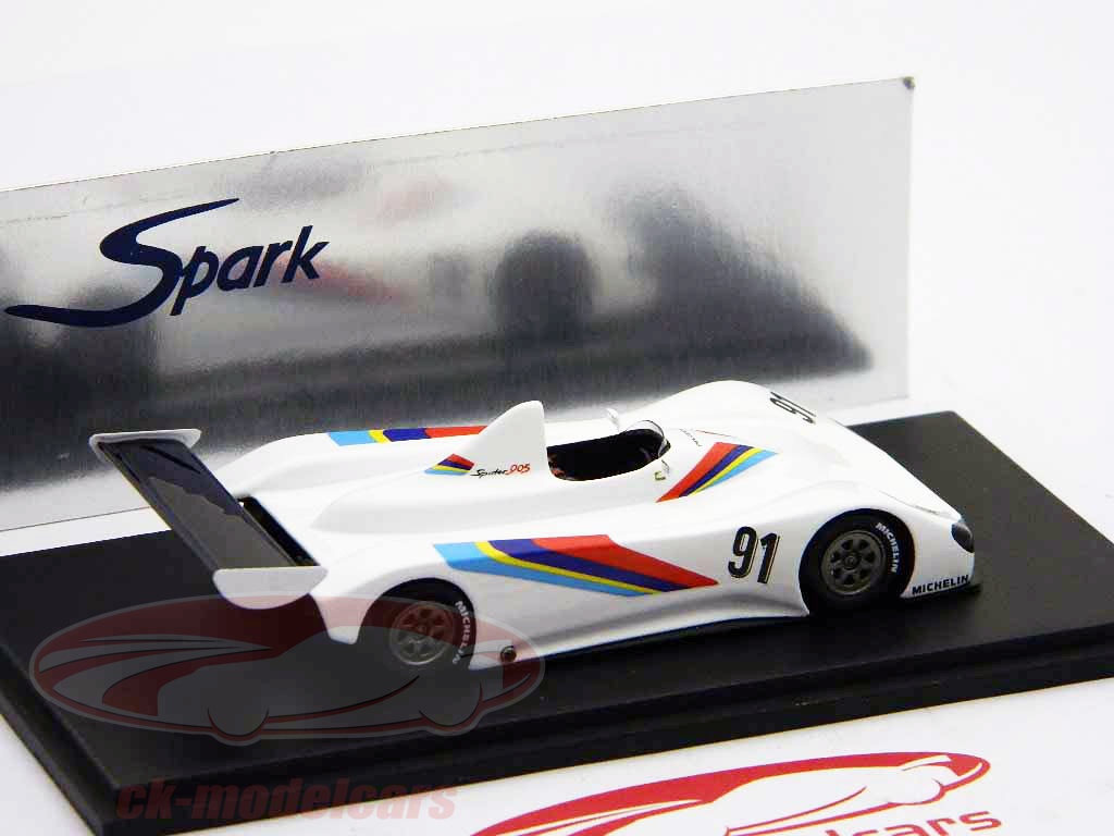 Spark - 1:18 Peugeot 905 #3 Winner 24H Le Mans 1993 E. Helary/C Spark - 1:18 Peugeot 905 #3 Winner 24H Le Mans 1993 E. Helary/C