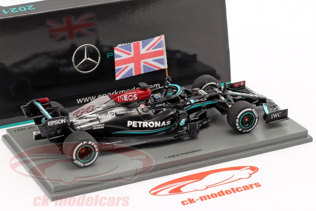 Spark 1:43 Lewis Hamilton Mercedes-AMG F1 W12 #44 勝者 英国人 GP