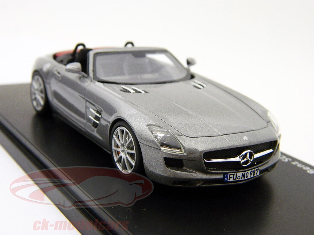 1/43 メルセデス ベンツ AMG SLS ロードスター Schuco