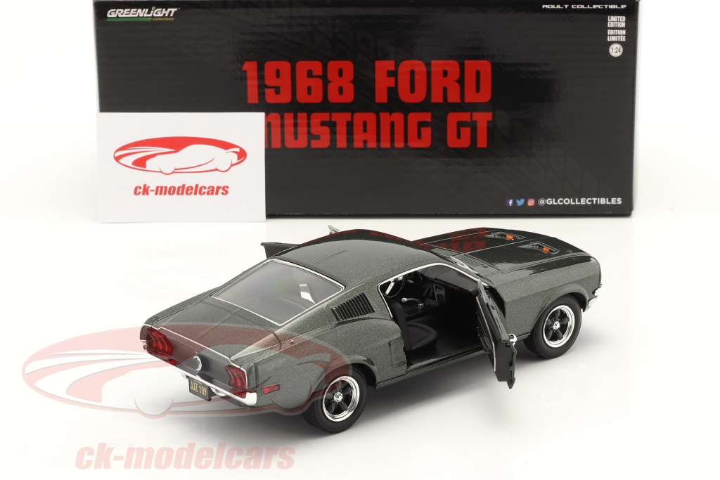 Greenlight 1:24 Ford Mustang GT Fastback year 1968 highland green 