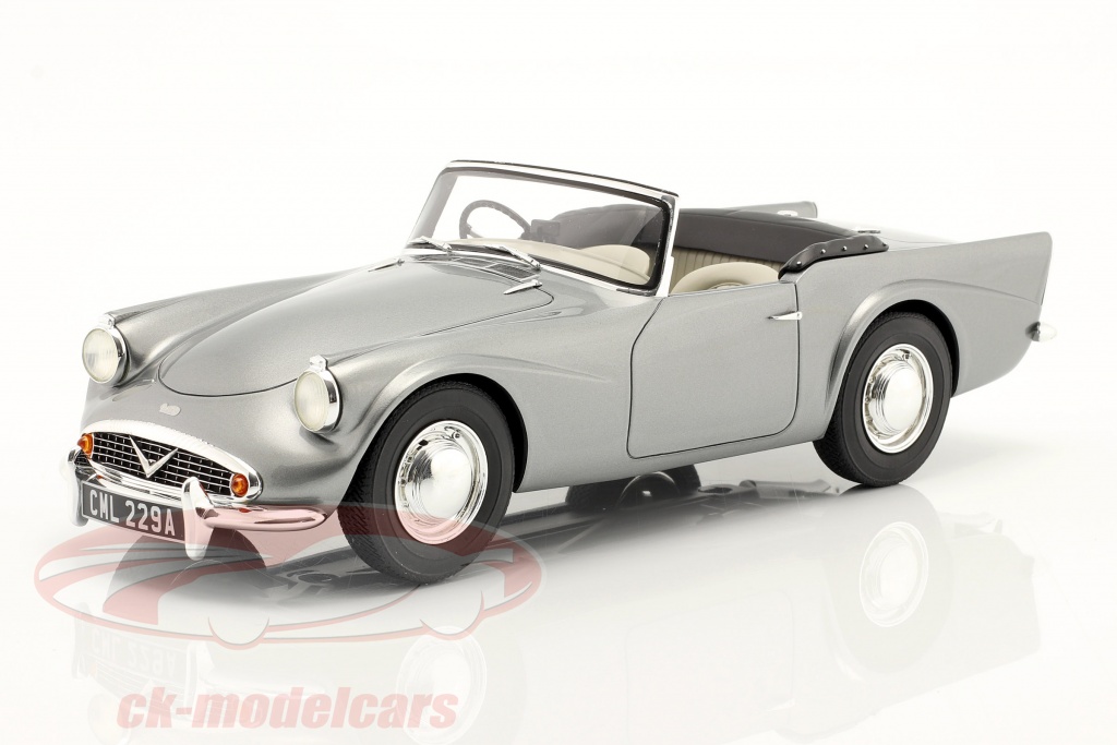 cult-scale-models-1-18-daimler-sp-250-roadster-bygger-1959-64-slvgr-metallisk-cml117-3/