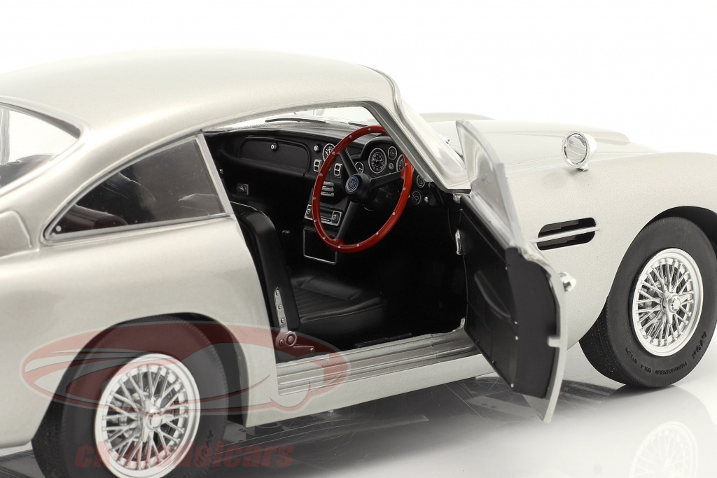 Solido Aston Martin DB5 Silver Birch 1964 Échelle 1:18 Miniature Voiture - Argenté (S1807101) | Achetez sur