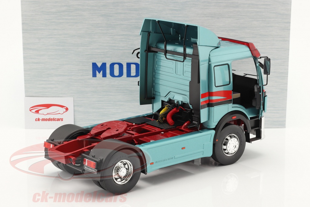 Modelcar Group 118 MercedesBenz SK II Truck 建設年 1994 ターコイズ MCG18242