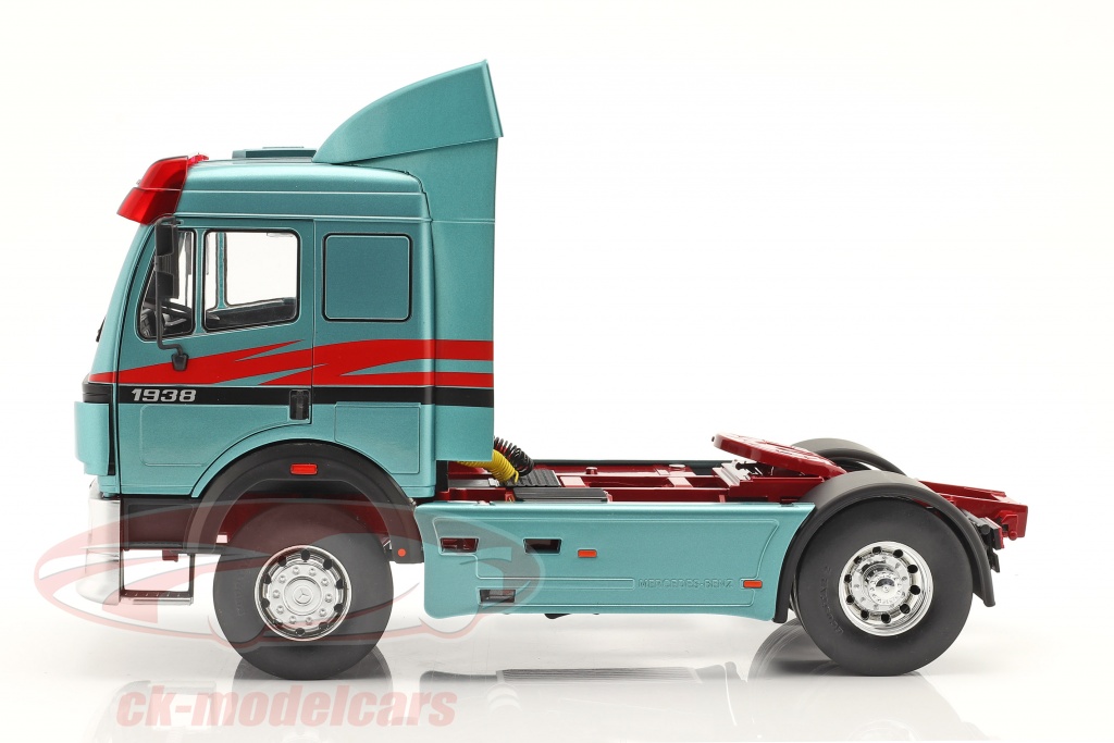 Modelcar Group 118 MercedesBenz SK II Truck 建設年 1994 ターコイズ MCG18242