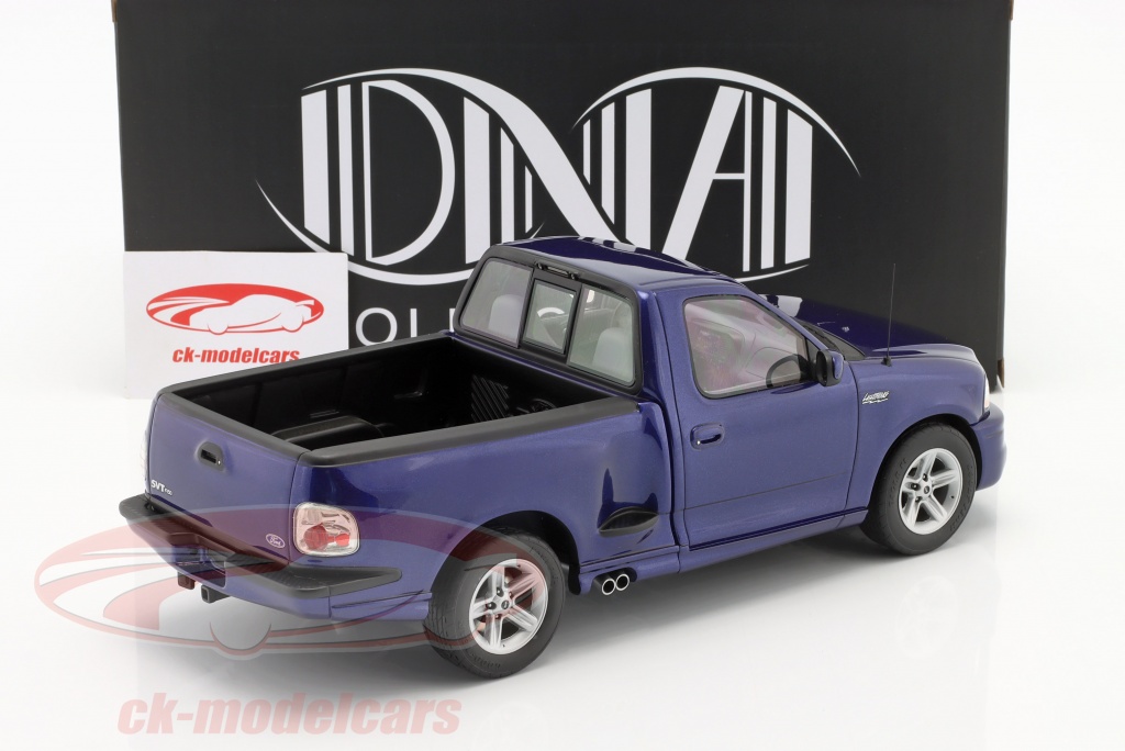 26892円 低価格 ミニカー アメ車 1 18 フォード ピックアップ DNA COLLECTIBLES FORD USA F-150 SVT LIGHTNING PICK-UP 2003 BLUE DNA000098