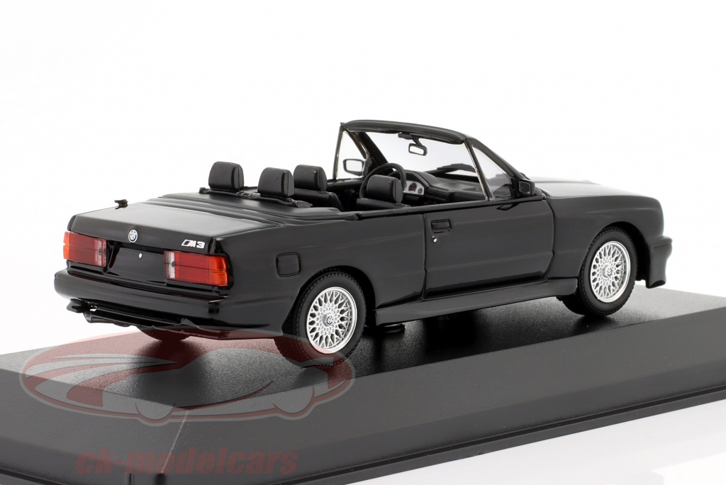 Minichamps 1:43 BMW M3 (E30) Cabriolet Baujahr 1988 glanzschwarz  