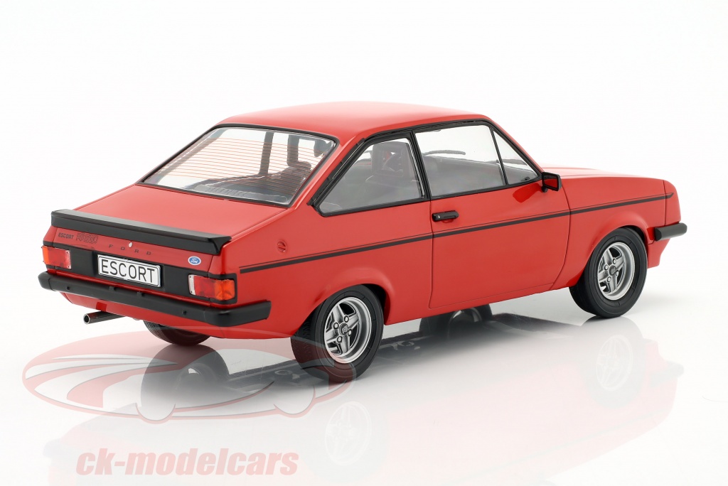 1977 Ford Escort Mk II RS 2000 RHD VERDE 1:18 MC GROUP 18406