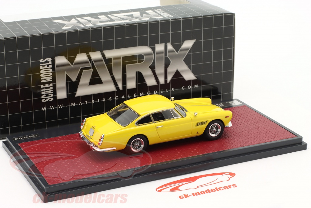 MATRIX MAX40604-161 - Ferrari 250 GT/E 2+2 Coupe Pininfarina