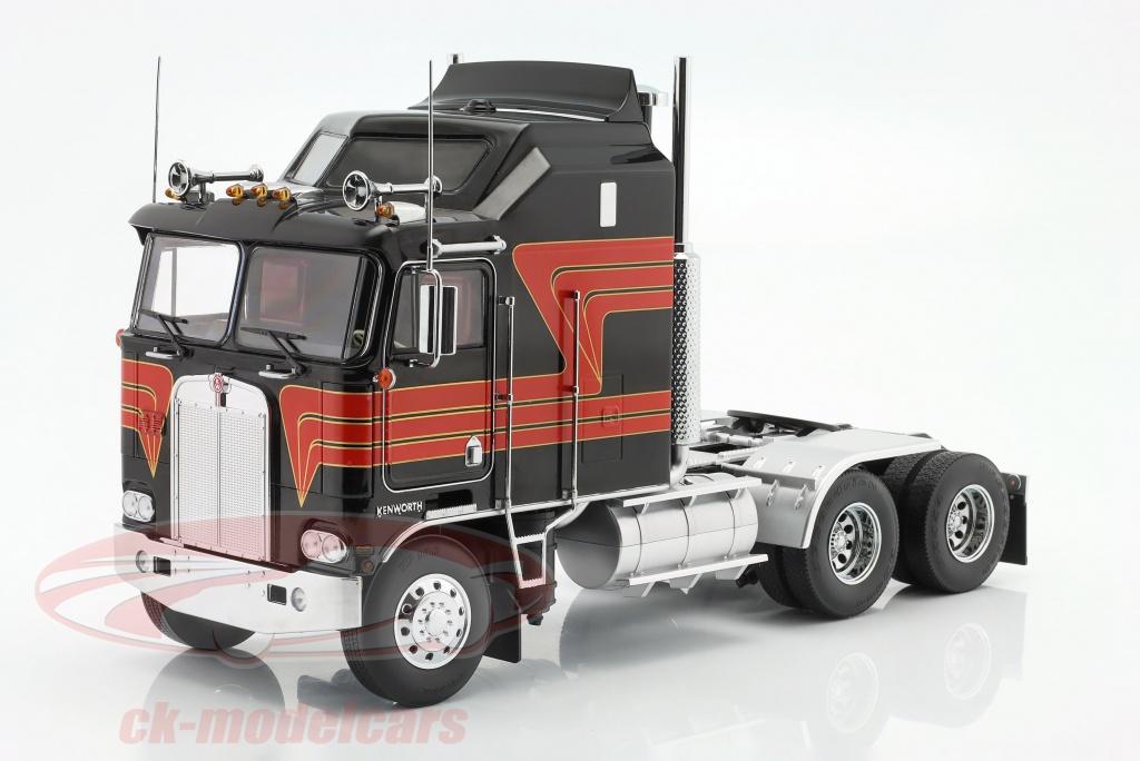 road-kings-1-18-kenworth-k100-aerodyne-truck-1976-black-red-rk180142/