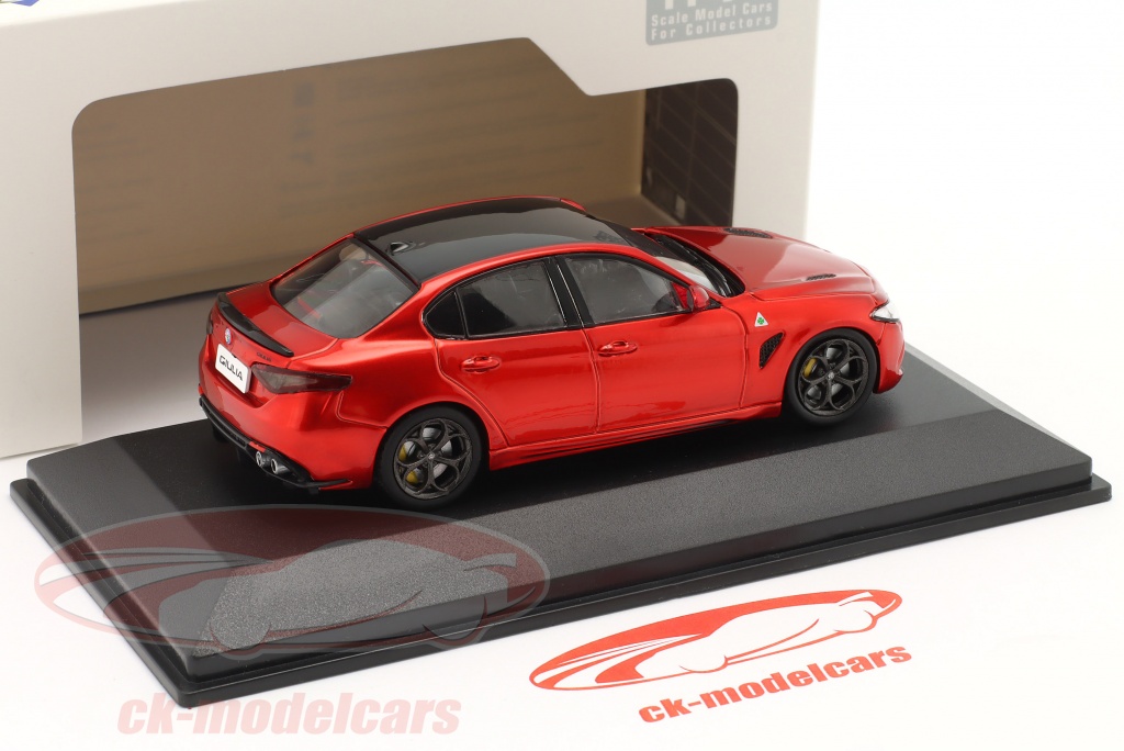 AUTOart 1:18 McLaren 570S Anno Di Costruzione 2016 Mantis Verde Insieme A Nero Ruote 76042