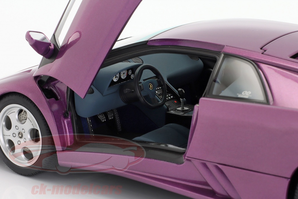 AUTOart 1/18 Lamborghini Diablo SE30, sirène bleue
