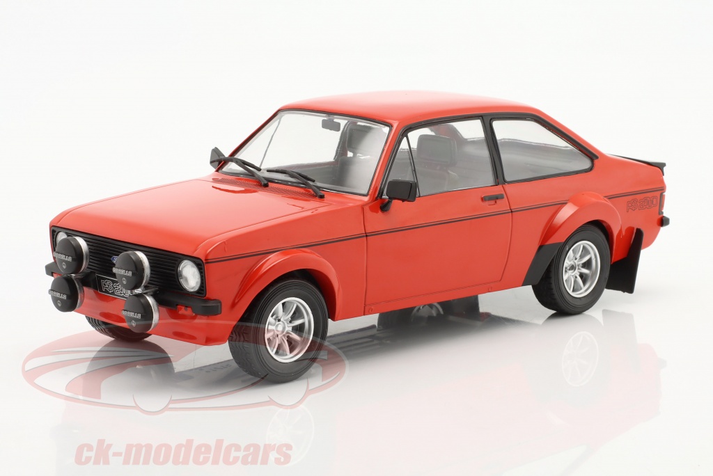 FORD ESCORT MKII RS2000 1977 – Modèle Réduit IXO 1/18, Rouge, Collection 18CMC103B.20