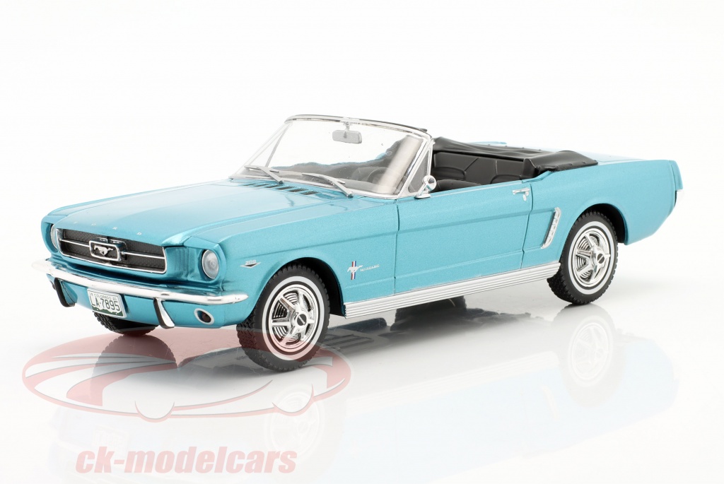whitebox-1-24-ford-mustang-convertible-year-1965-turquoise-metallic-wb124119/
