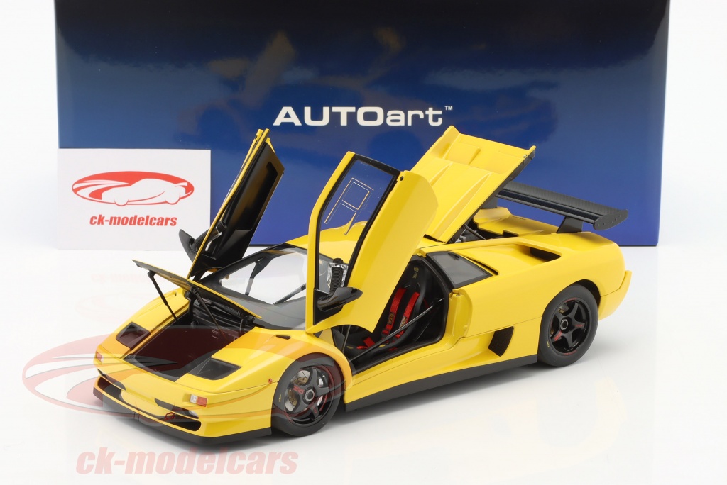 オートアート　ディアブロ　GTR スケール1/18 Diablo 黄色 AUTOart 1/18 ランボルギーニ ディアブロ SV-R （SUPERFLY YELLO