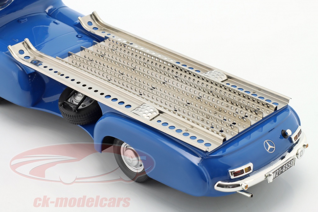 AUTOCAR MERCEDES O303 CONRAD 1:43 Imperfection of reference