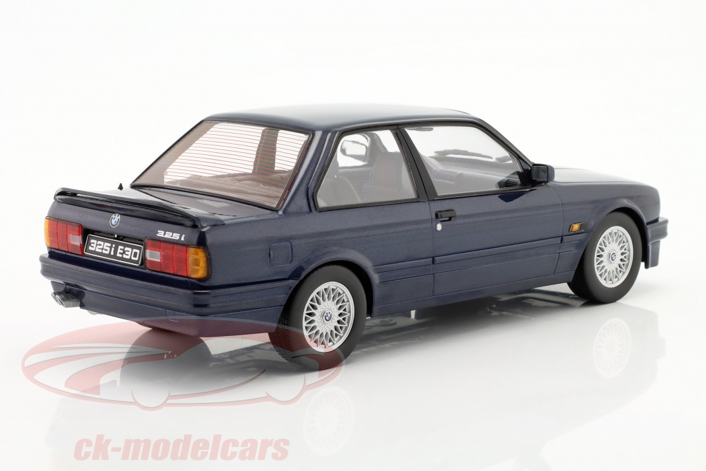 BMW 3-SERIES 325i (E30) Pack M 2 de 1988 au 1/18 de KK-Scale