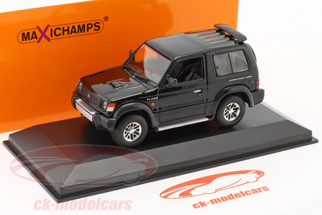MITSUBISHI PAJERO SWB 1994 Bordeaux MINICHAMPS 1:43 de reference 43