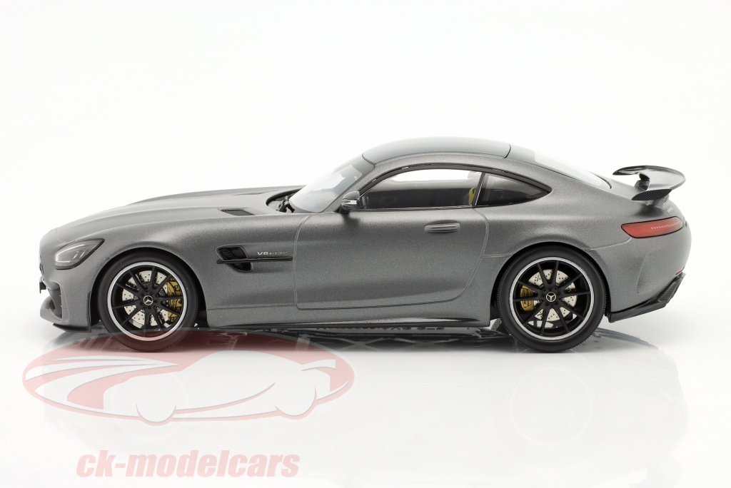 Mercedes-AMG GT Black Series 2020 Noir Métallique 1/18 Minichamps 155032024