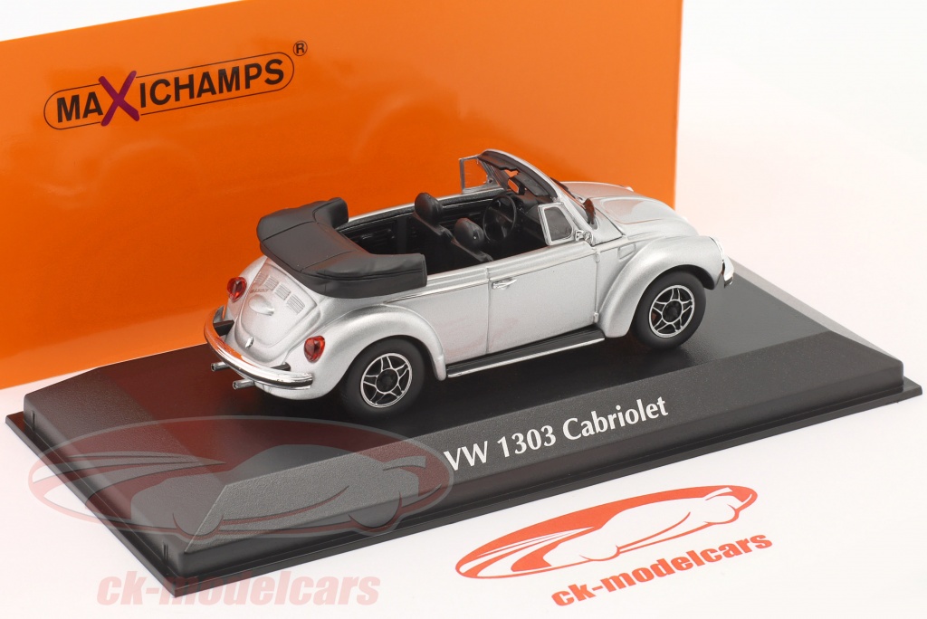Volkswagen 1303 S noire (Maxichamps) 1/43e