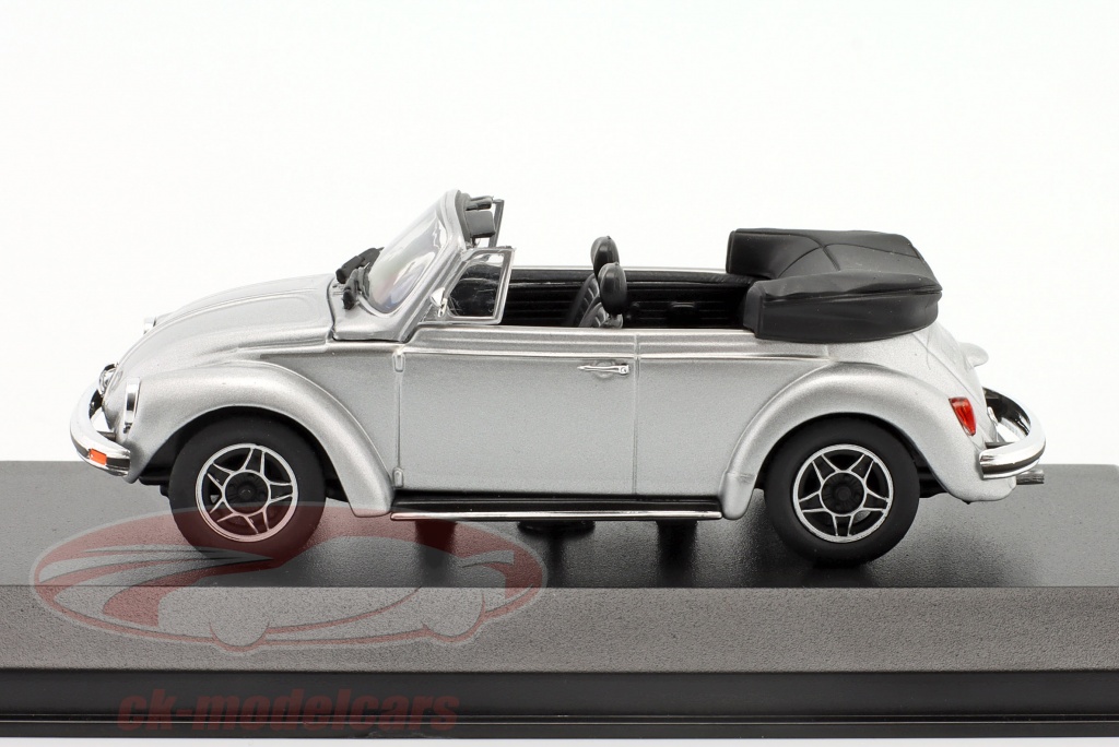 MAXICHAMPS, VOLKSWAGEN 1303 coccinelle Cabriolet 1979 Argent