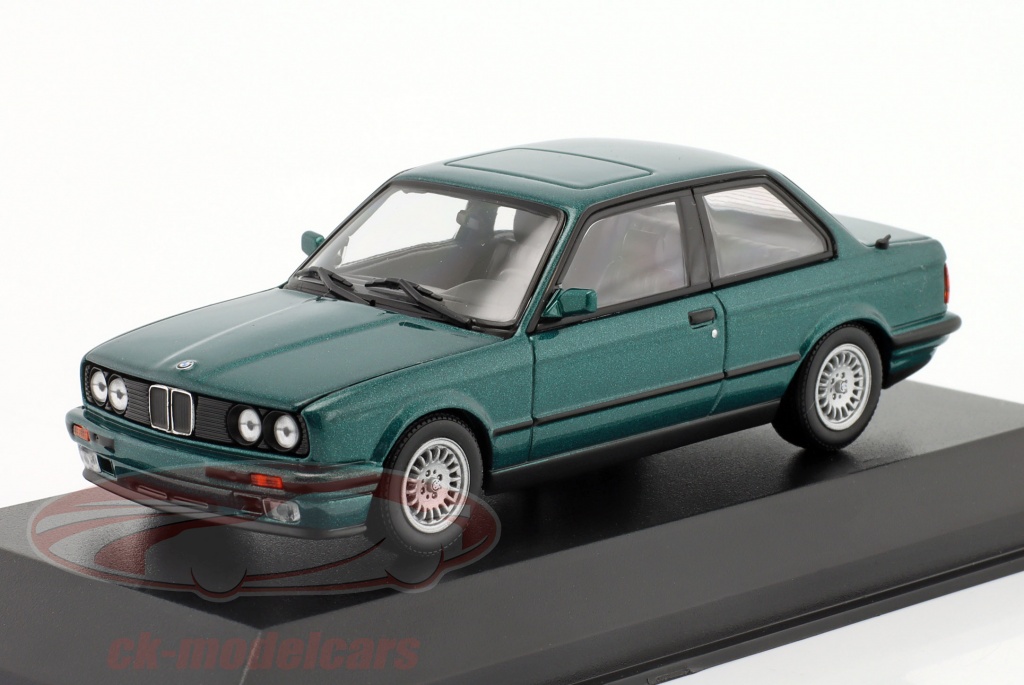 Minichamps 1:43 BMW 3er Serie (E30) Baujahr 1986 grün metallic 