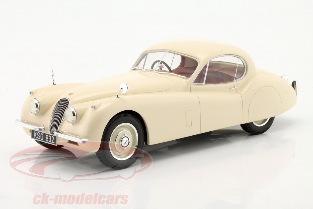 cult-scale-models-1-18-jaguar-xk120-fhc-rhd-bygger-1951-54-hvid-cml182-1/