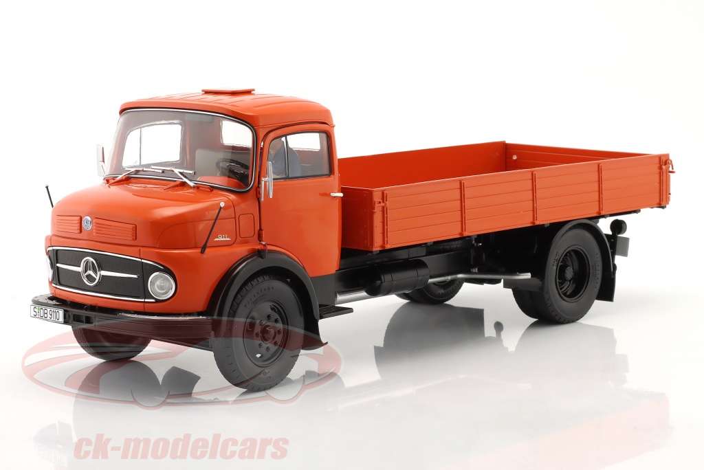 schuco-1-18-mercedes-benz-l911-kurzhauber-flatbed-truck-orange-450044700/