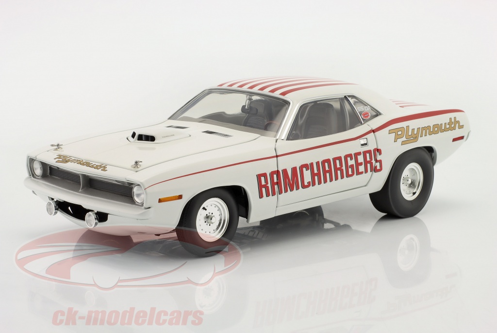 gmp-1-18-plymouth-hemi-cuda-ramchargers-bygger-1970-hvid-rd-a1806128/
