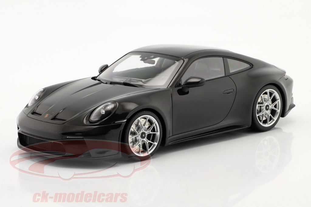 Minichamps 1:18 Porsche 911 (992) GT3 Touring 2022 oakgrün metallic
