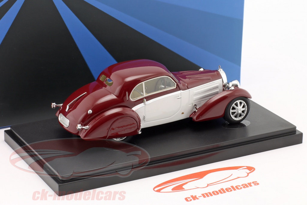 Miniature Autocult ATC03022 - Bugatti Type 68 Coupé Argent 1945, échelle 1/43, Neuve