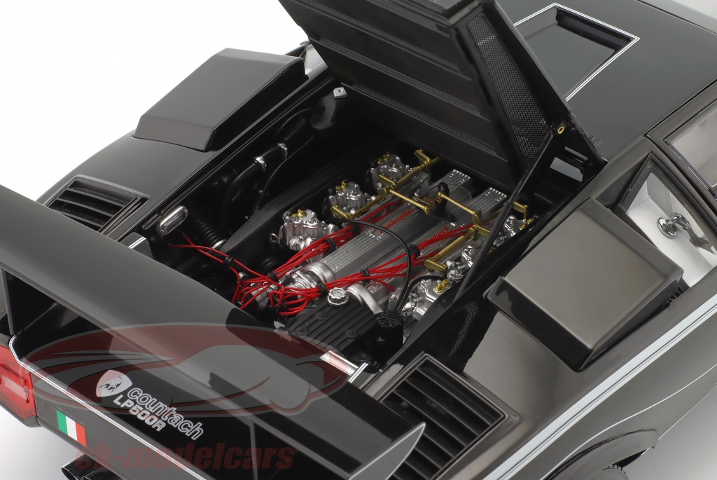 Kyosho 112 Countach LP500R Bouwjaar 1982 zwart 08617BK